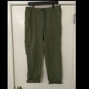 Loose cuffed ankle army green casual pants